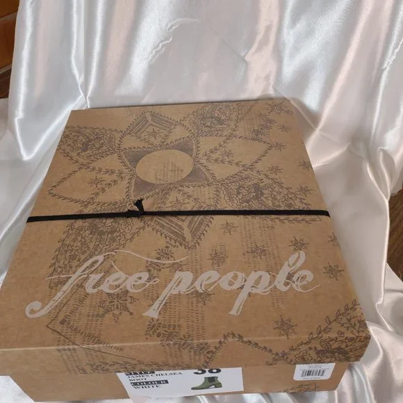 Free People James Chelsea Boot, White Leather - Picture 5 of 5